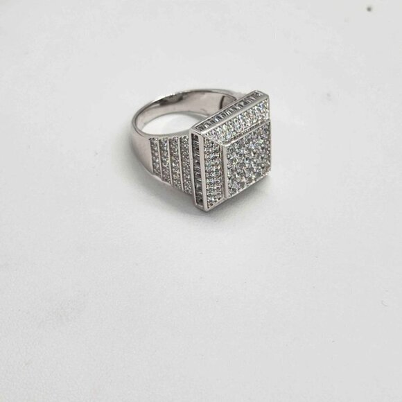 BRAND NEW   Sterling Silver 925 Cubic Zirconia Stones  Ring - Picture 2 of 4